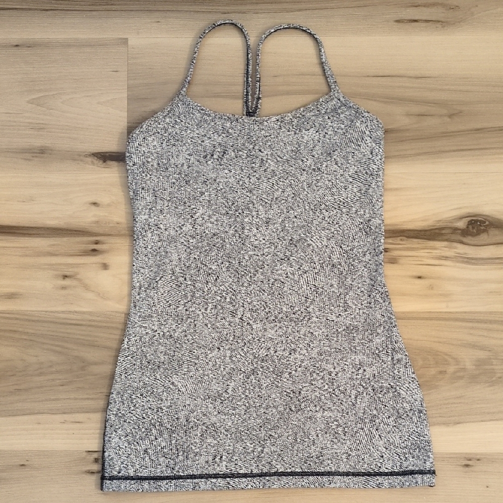 Pristine Lululemon Power Y Tank Size 4